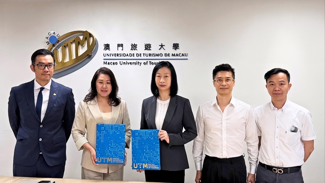 澳门旅游大学与霞鼎科技开展AR智慧餐饮研究