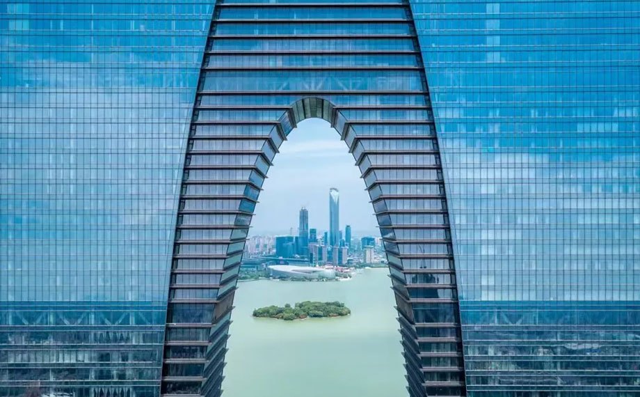 元界之镜内容中东方之门视角的项目画面