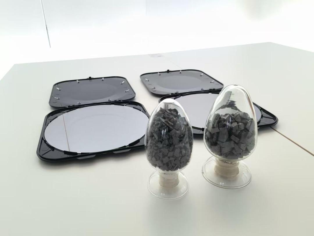 高纯碳化硅光学材料样品与AR眼镜片样件